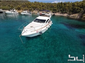 Motorboot Azimut 42