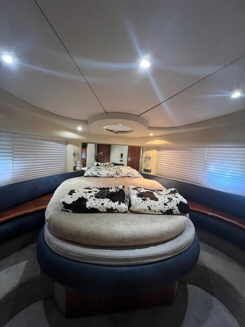 Motorboot Azimut 42