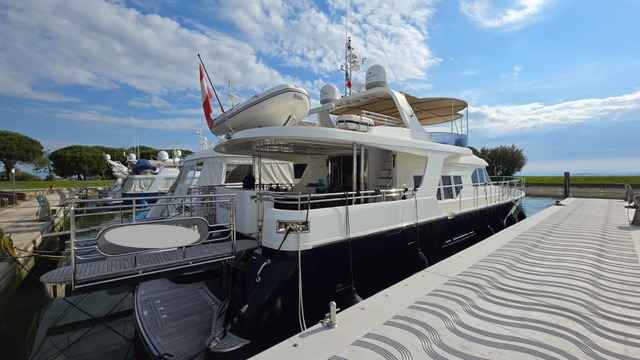 Motorboot Trader 64 Sunliner