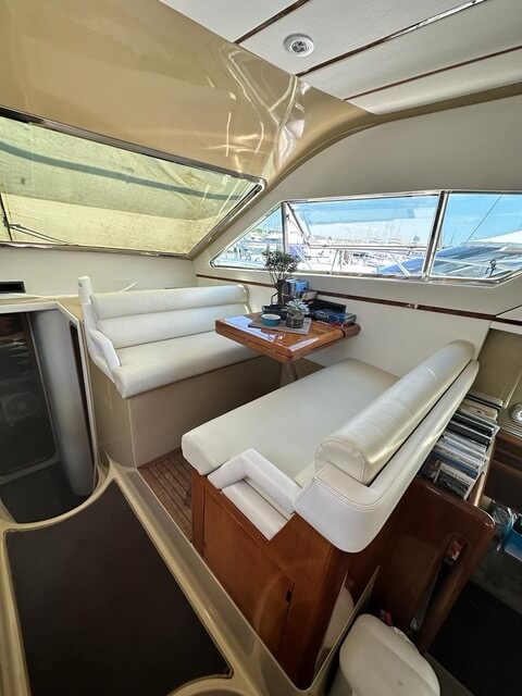 Motorboot Ferretti 150