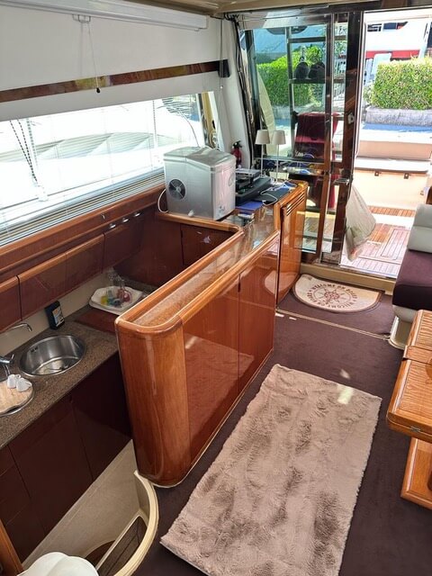 Motorboot Ferretti 150