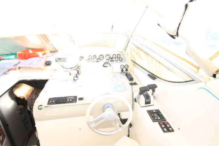 Motorboot Sealine 360 Ambassador