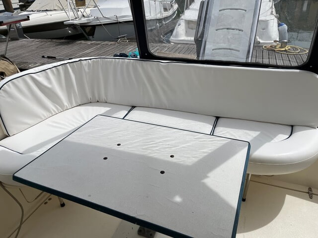 Motorboot Sealine 330 Fly