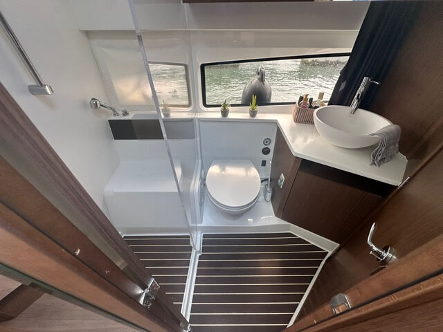 Motorboot Beneteau Antares 11