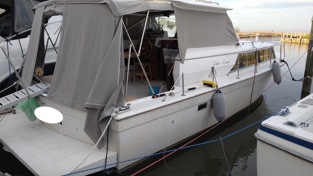 Motorboot Chris Craft 31 Commander