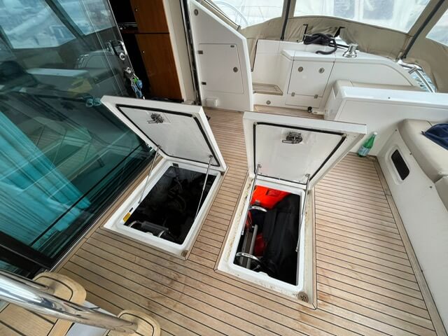 Motorboot Fairline 65 SQUADRON