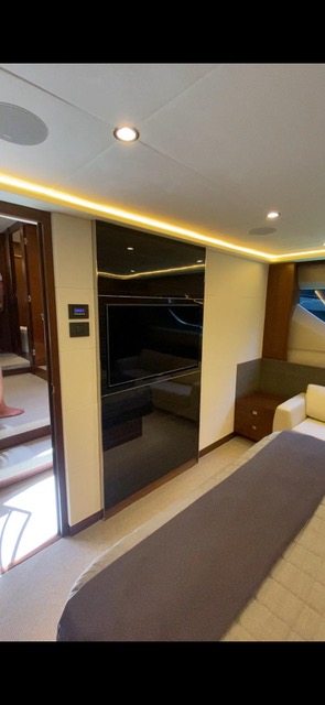 Motorboot Princess S72