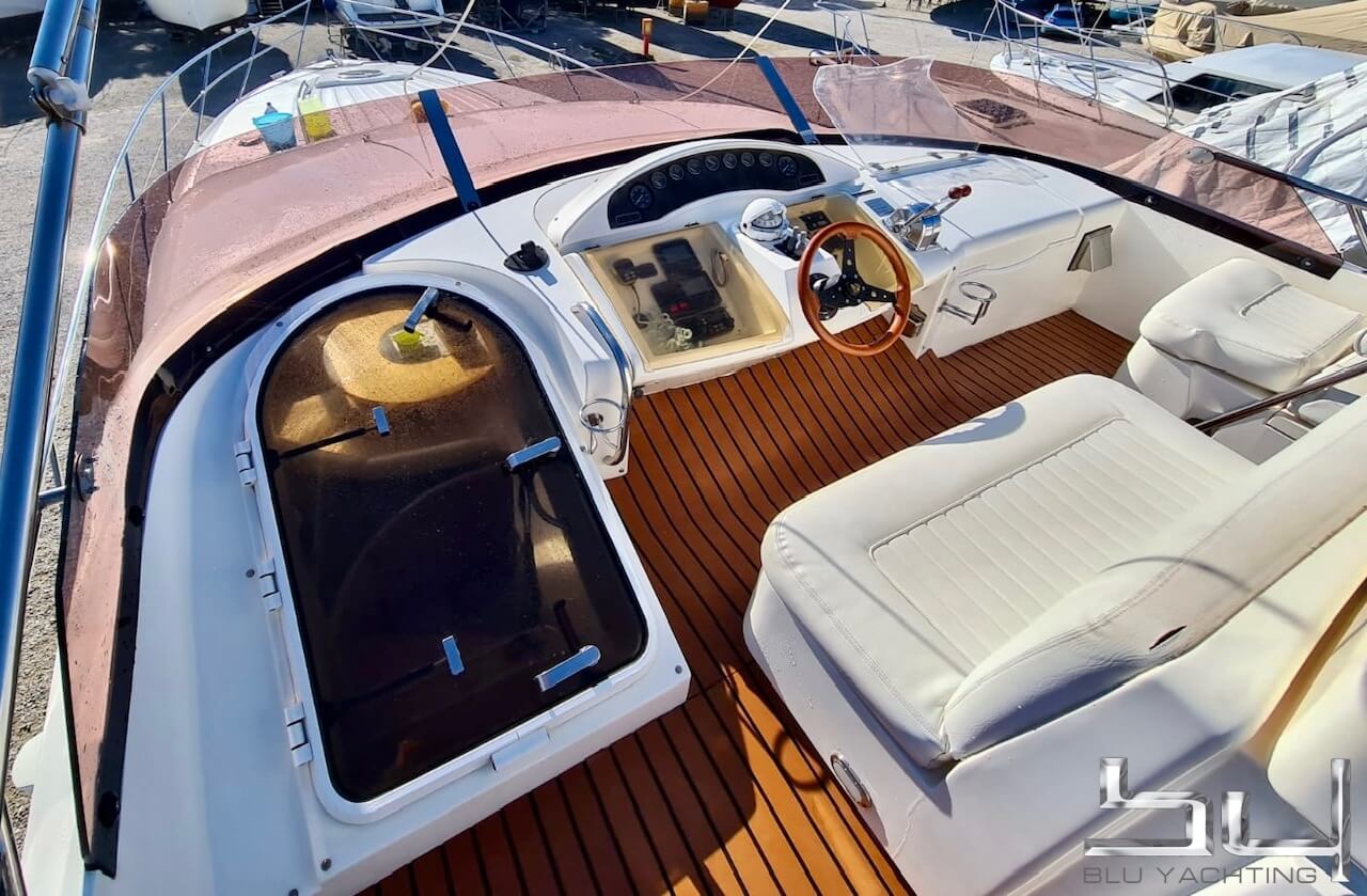 Motorboot Fairline 56 Squadron