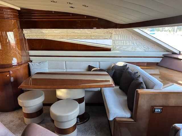 Motorboot Cayman 62 Cyber