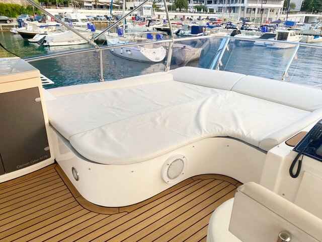 Motorboot Cayman 62 Cyber