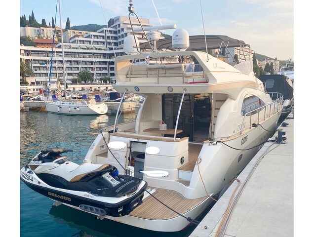 Motorboot Cayman 62 Cyber