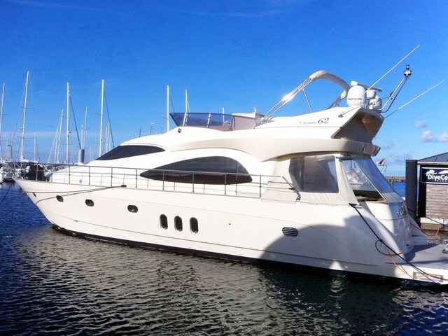 Motorboot Cayman 62 Cyber