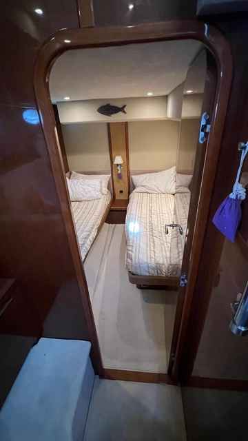 Motorboot Princess V 53