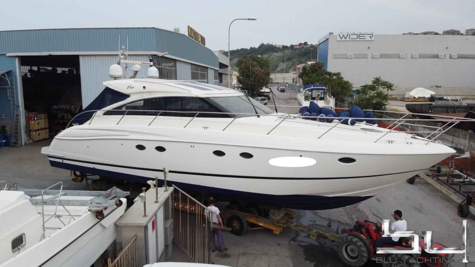 Motorboot Princess V 53