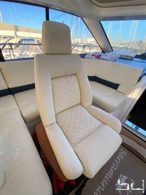 Motorboot Princess V 53