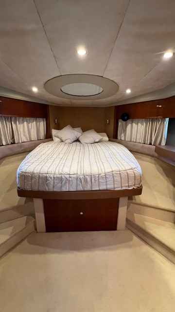 Motorboot Princess V 53