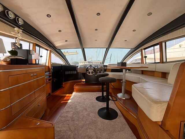 Motorboot Numarine 54 Flybridge