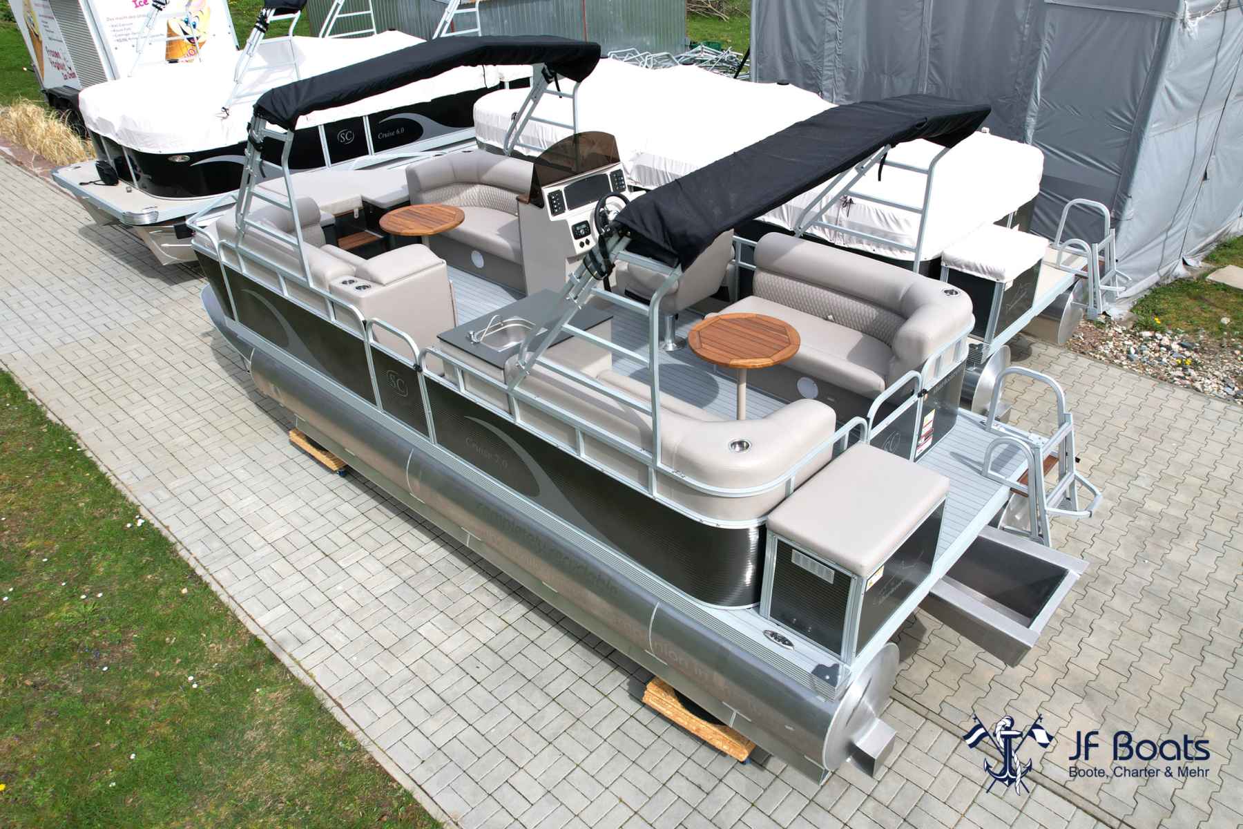 Motorboot Shark Ponton Boot SC7