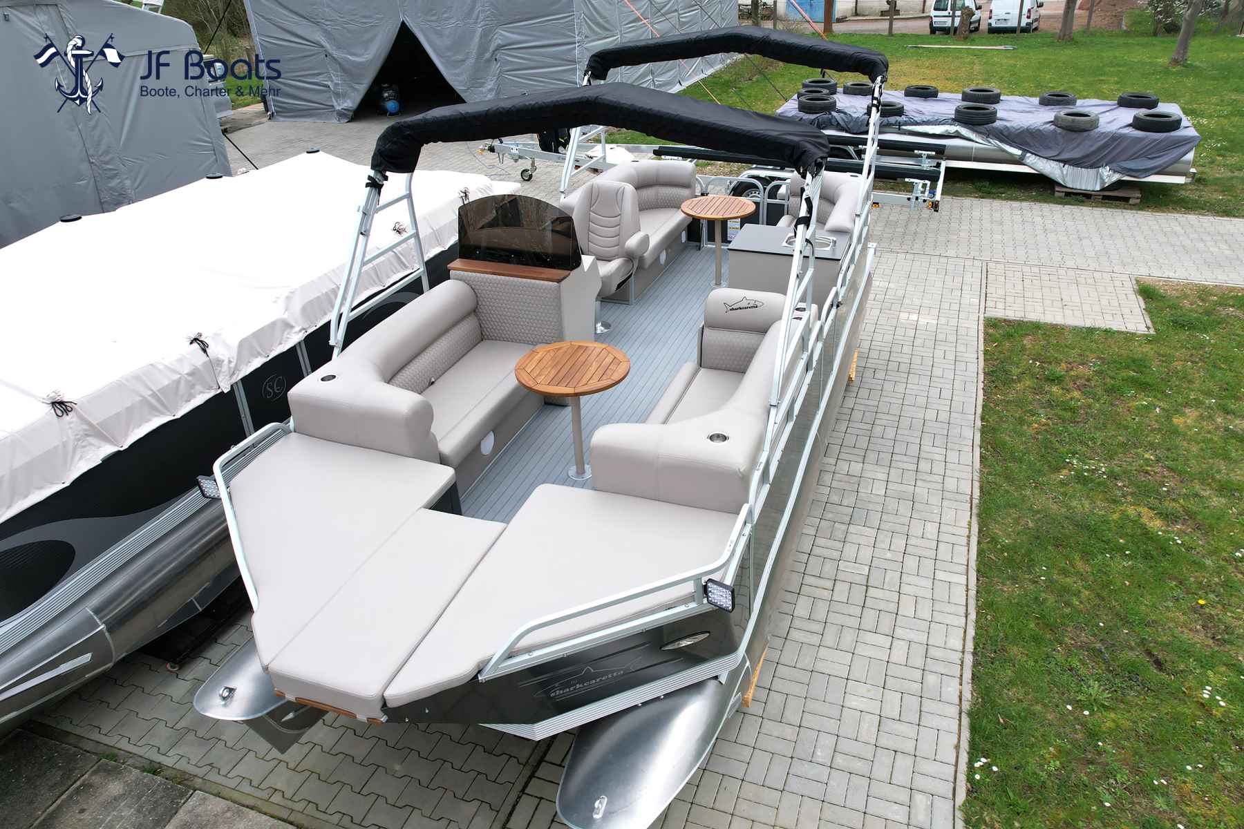 Motorboot Shark Ponton Boot SC7
