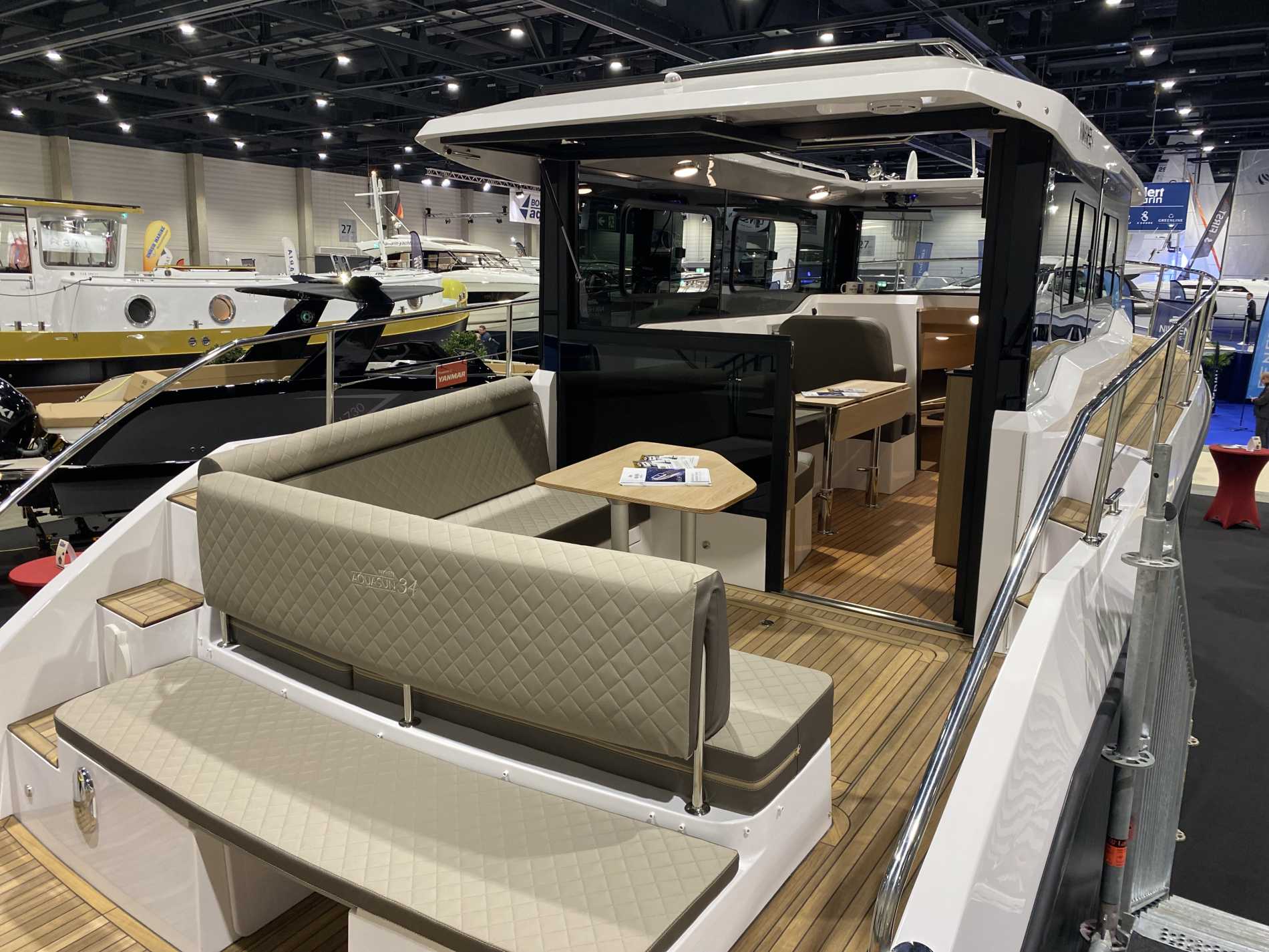 Motorboot Nikhen Long Plattform Büro Ausstattung