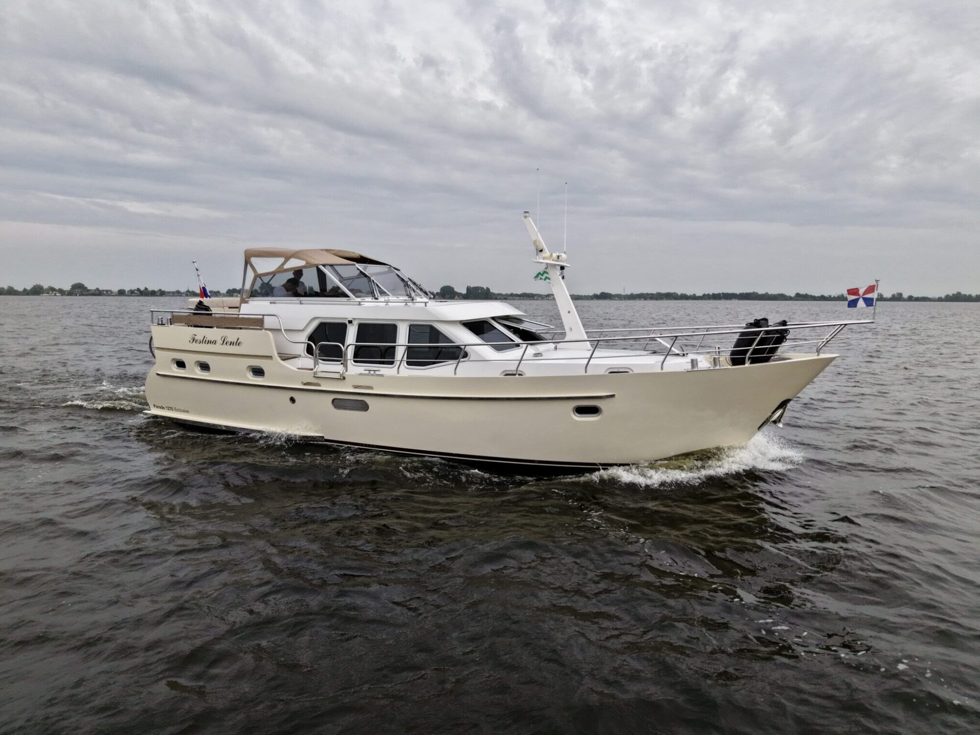 Motorboot Van Vossen Parade 12.70 AK Exclusive