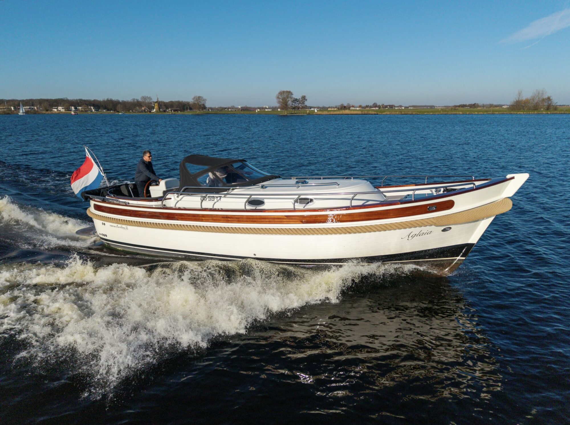 Motorboot Makma Caribbean 36