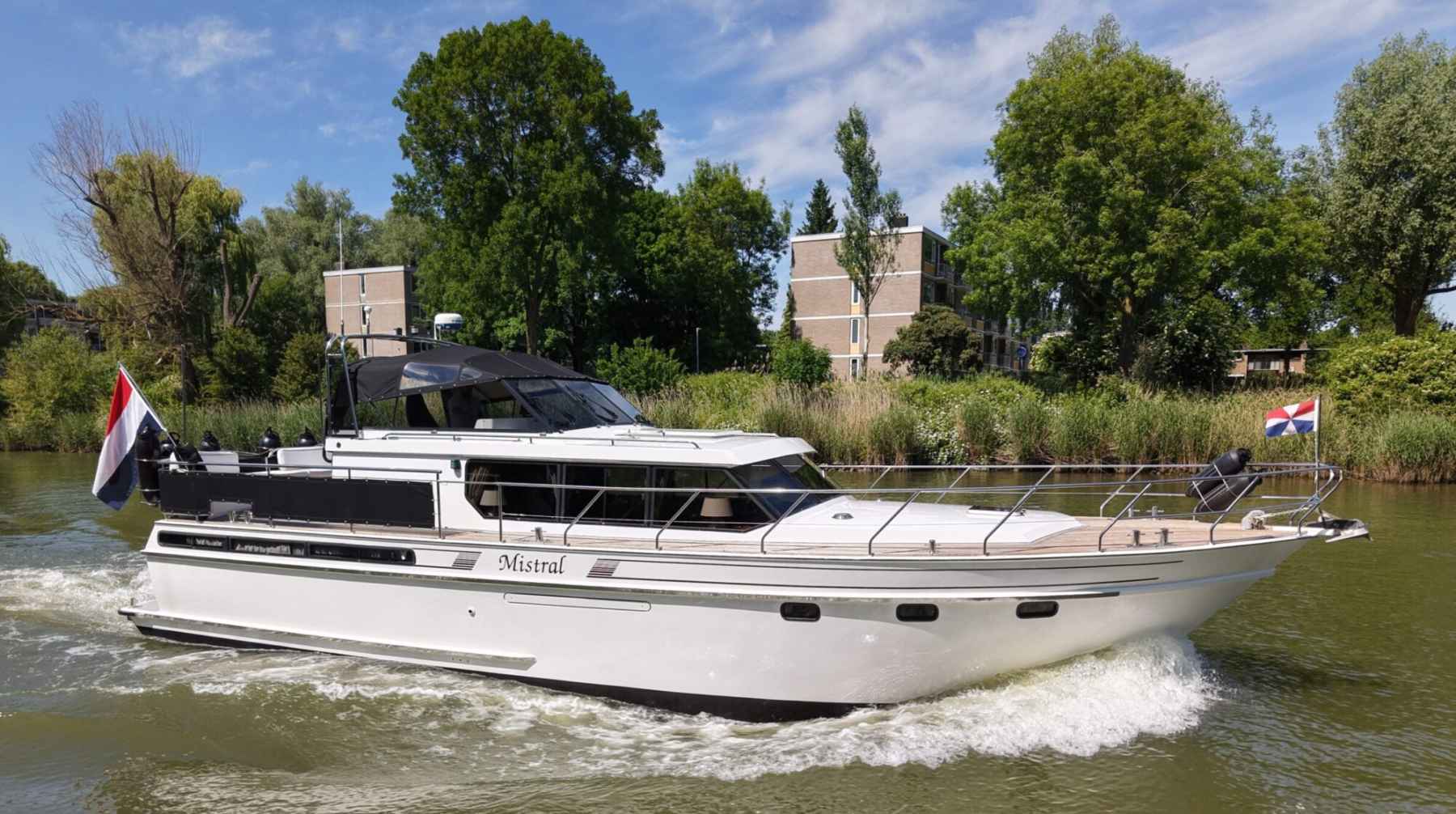 Motorboot Valkkruiser Super Falcon 45 Cabrio