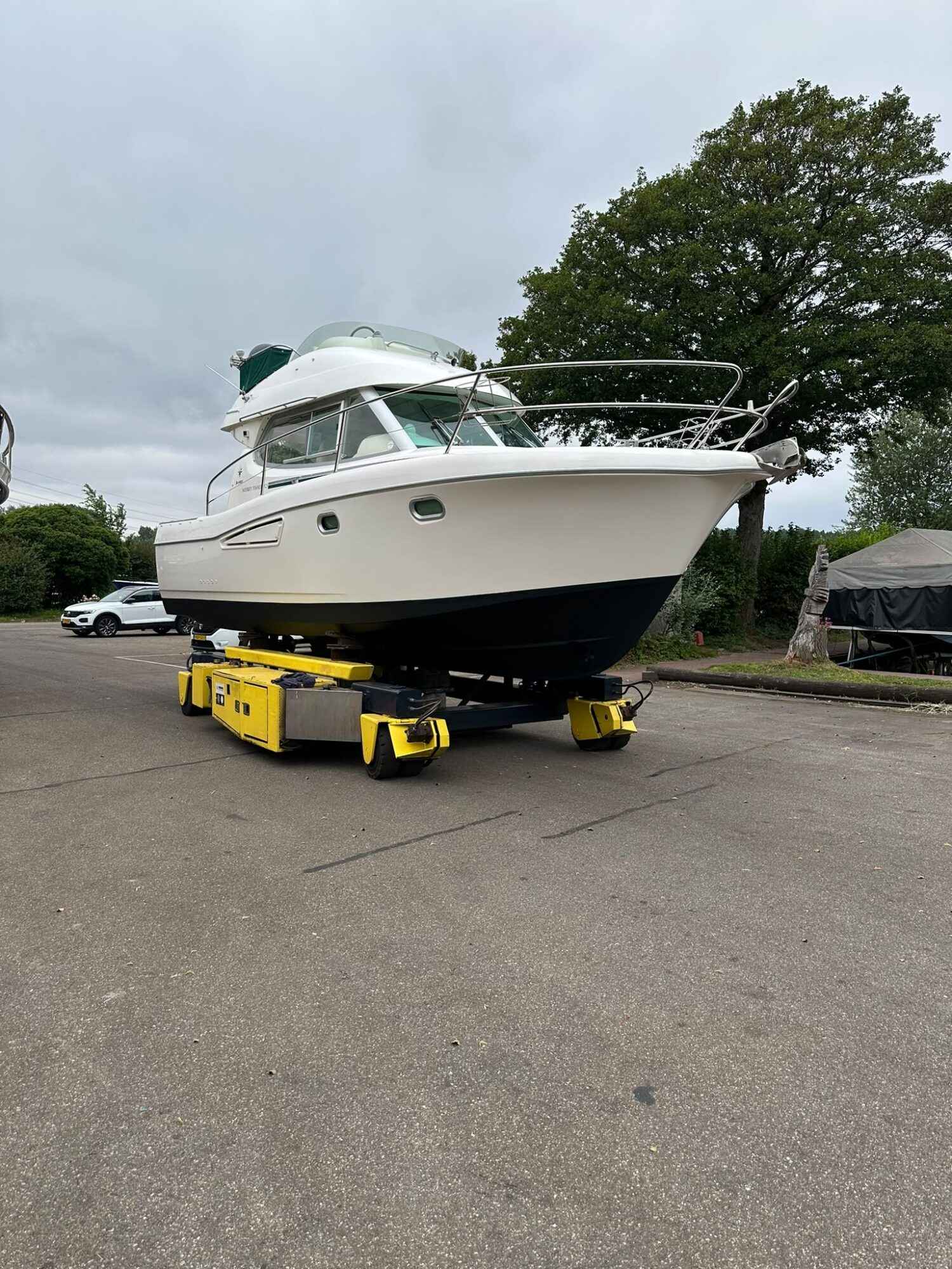 Motorboot Jeanneau Merry Fisher 9.25 Flybridge
