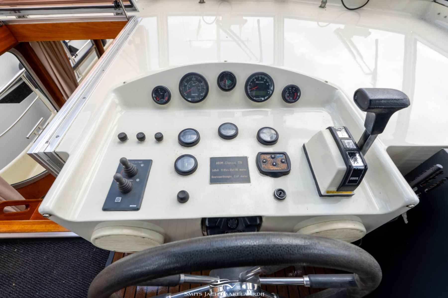Motorboot Abim 118 Classic XL