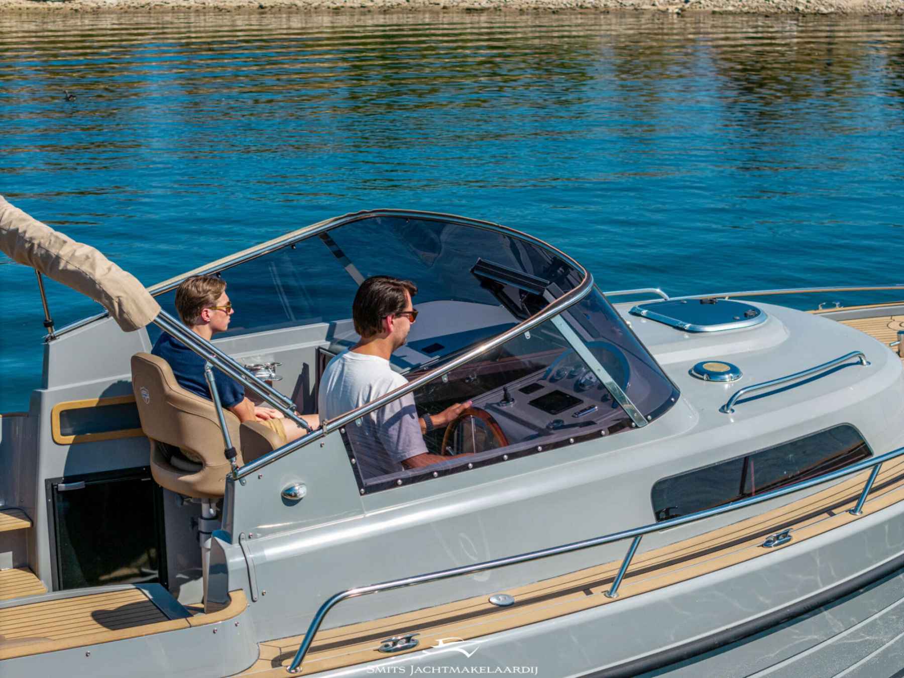 Motorboot Antaris Seventy7 Cabin