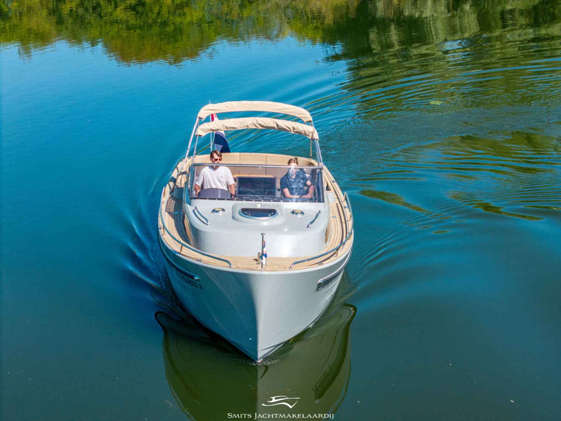 Motorboot Antaris Seventy7 Cabin