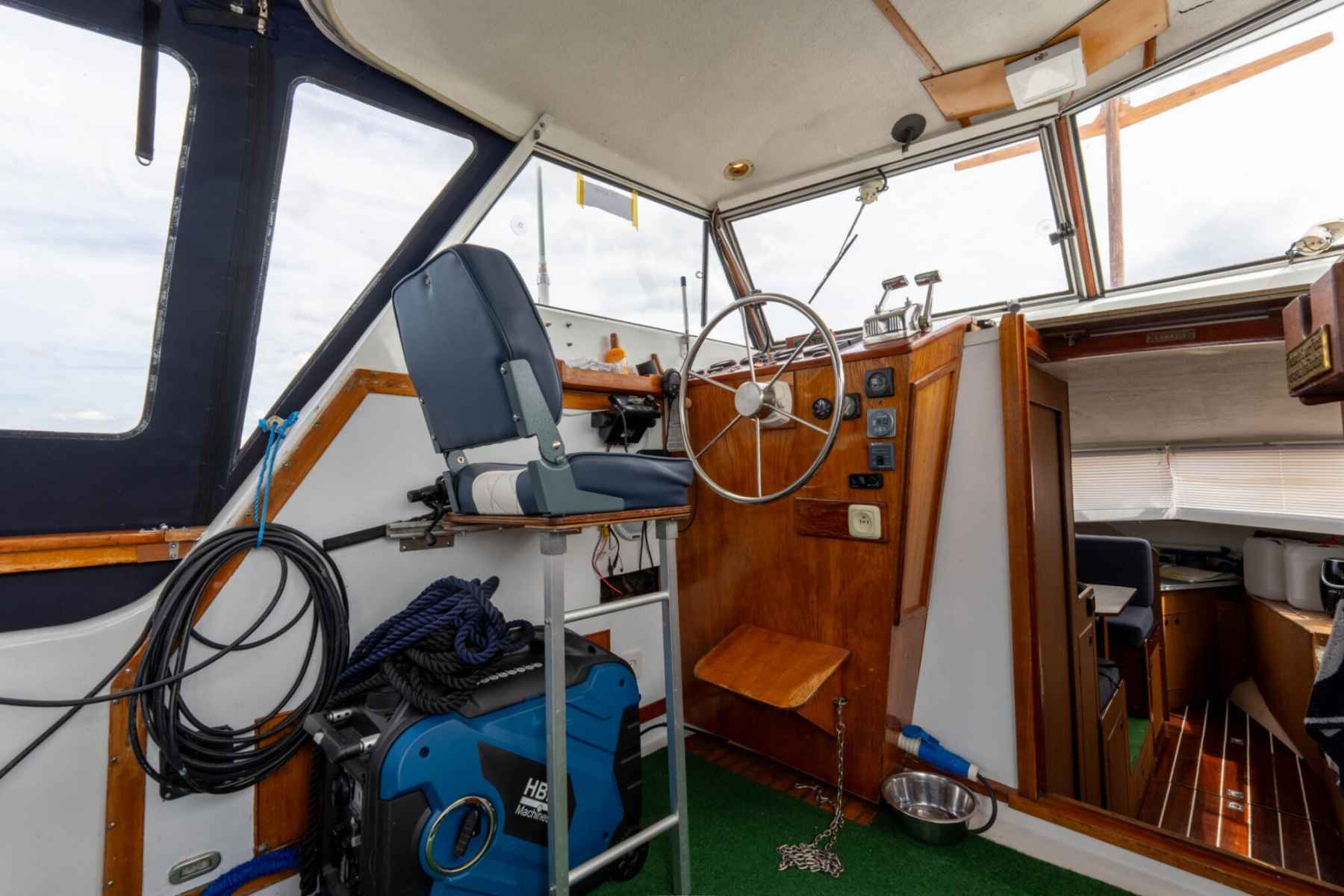 Motorboot Amerglass 32 OK AK
