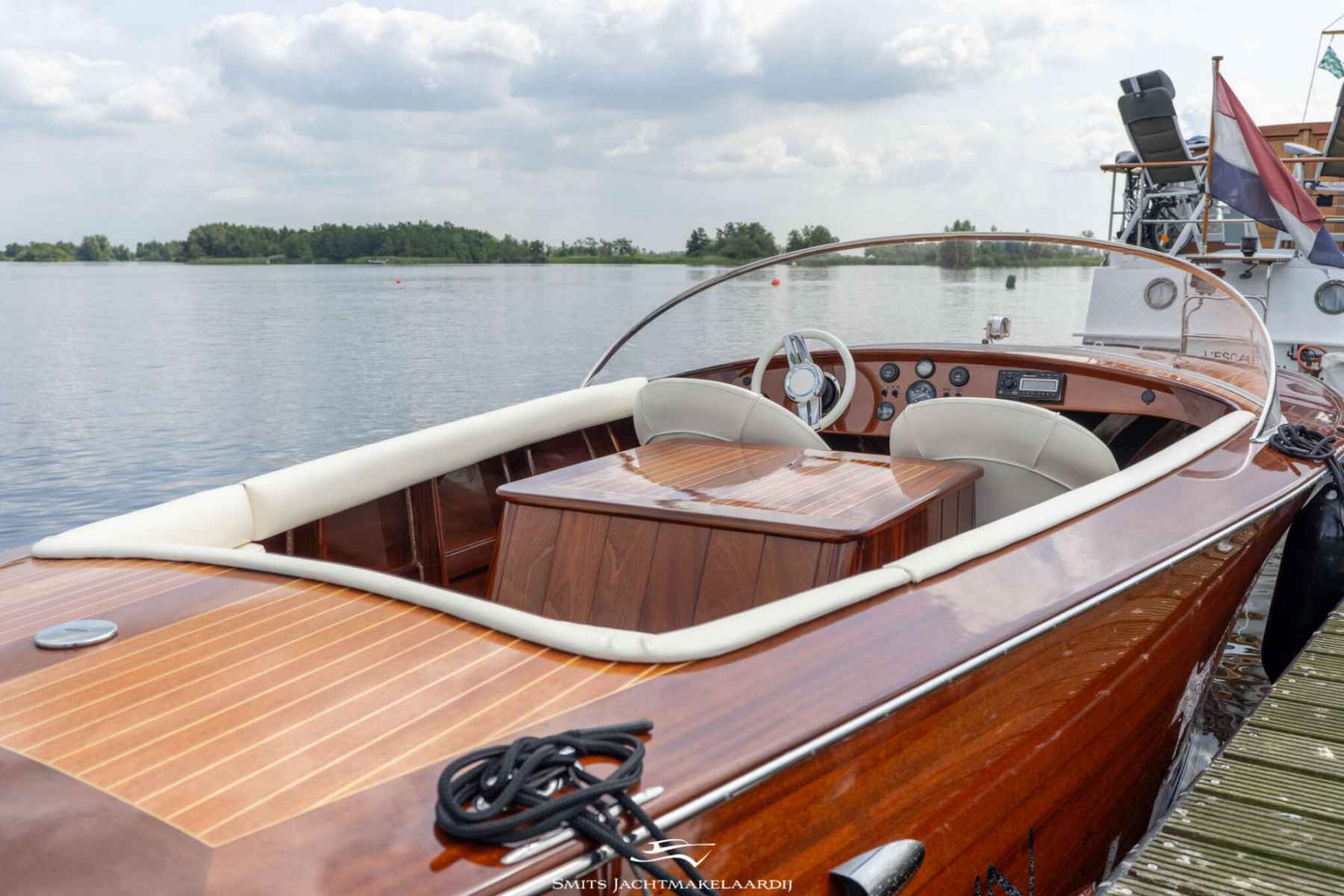 Motorboot Divank 635 type ‘Riva’