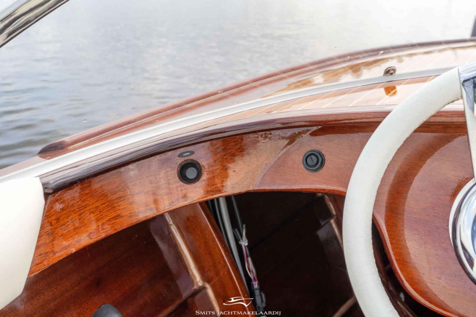 Motorboot Divank 635 type ‘Riva’