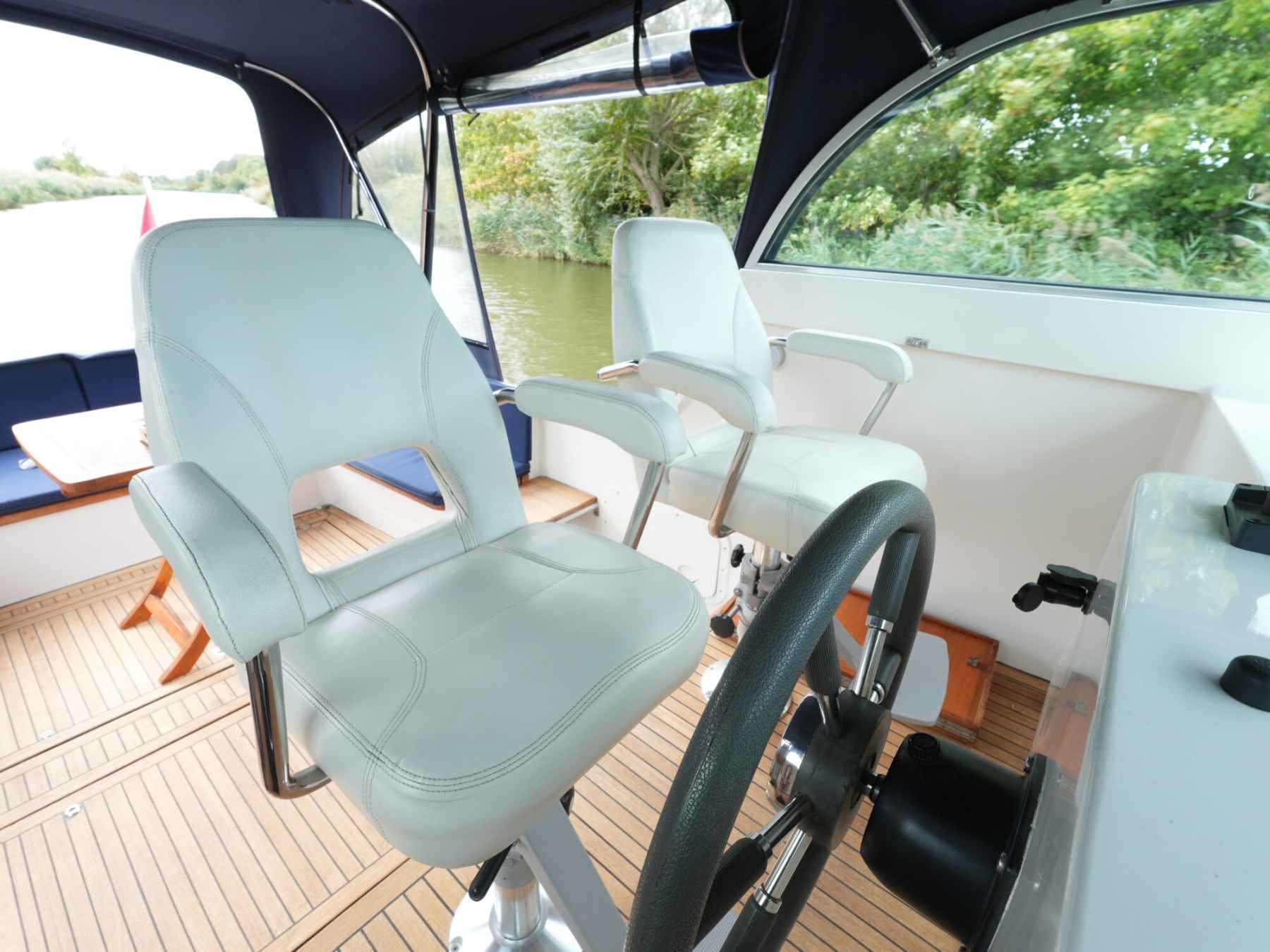 Motorboot Veha Kruiser 10.20 OK Cabrio