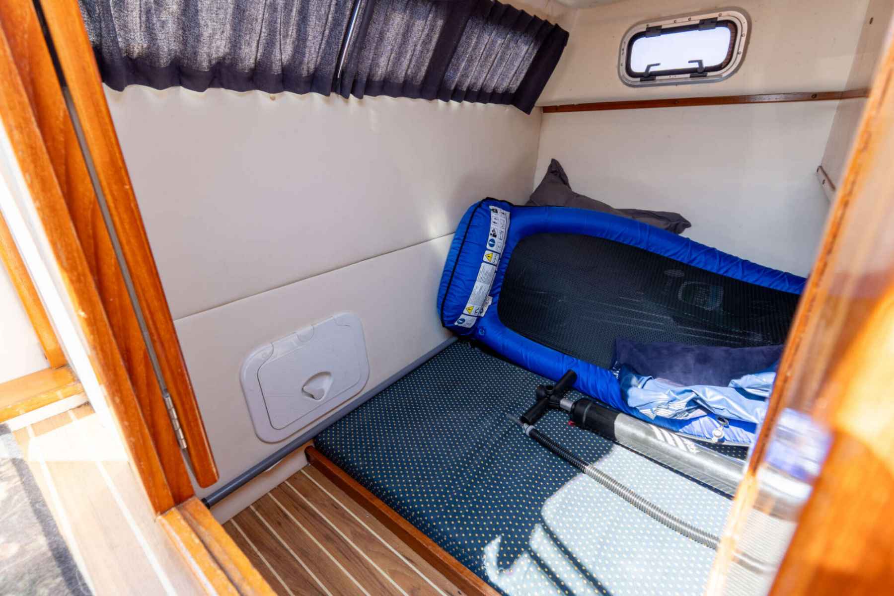 Motorboot Ramin 30 Touring Spiegeldeur