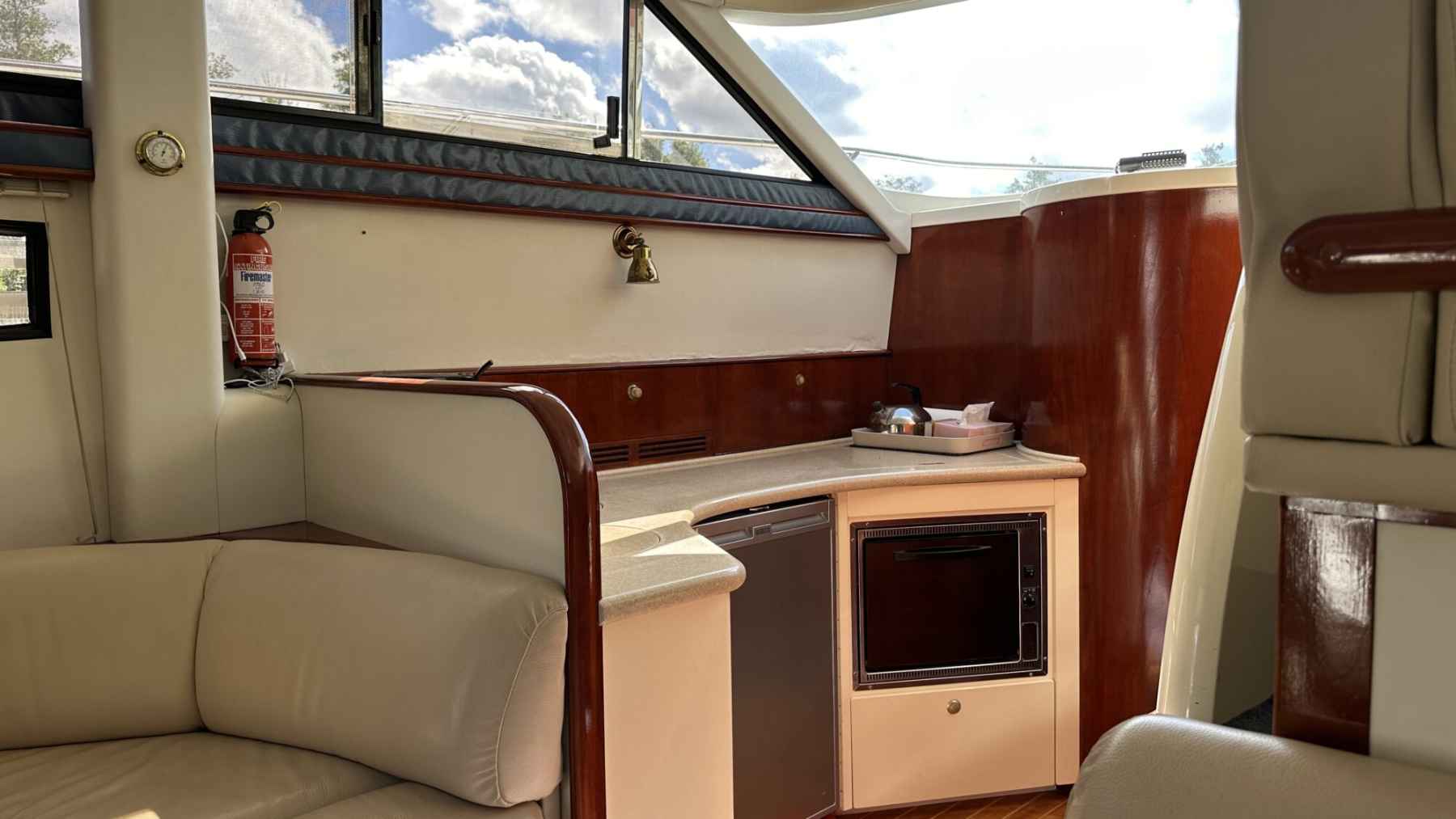 Motorboot Fairline Phantom 40 Flybridge