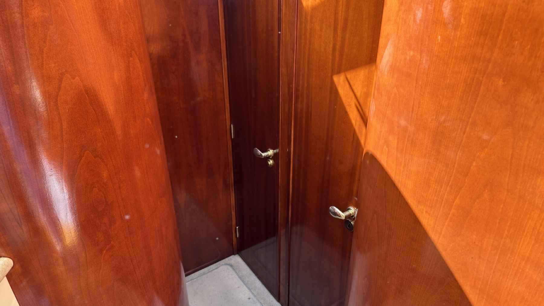 Motorboot Fairline Phantom 40 Flybridge