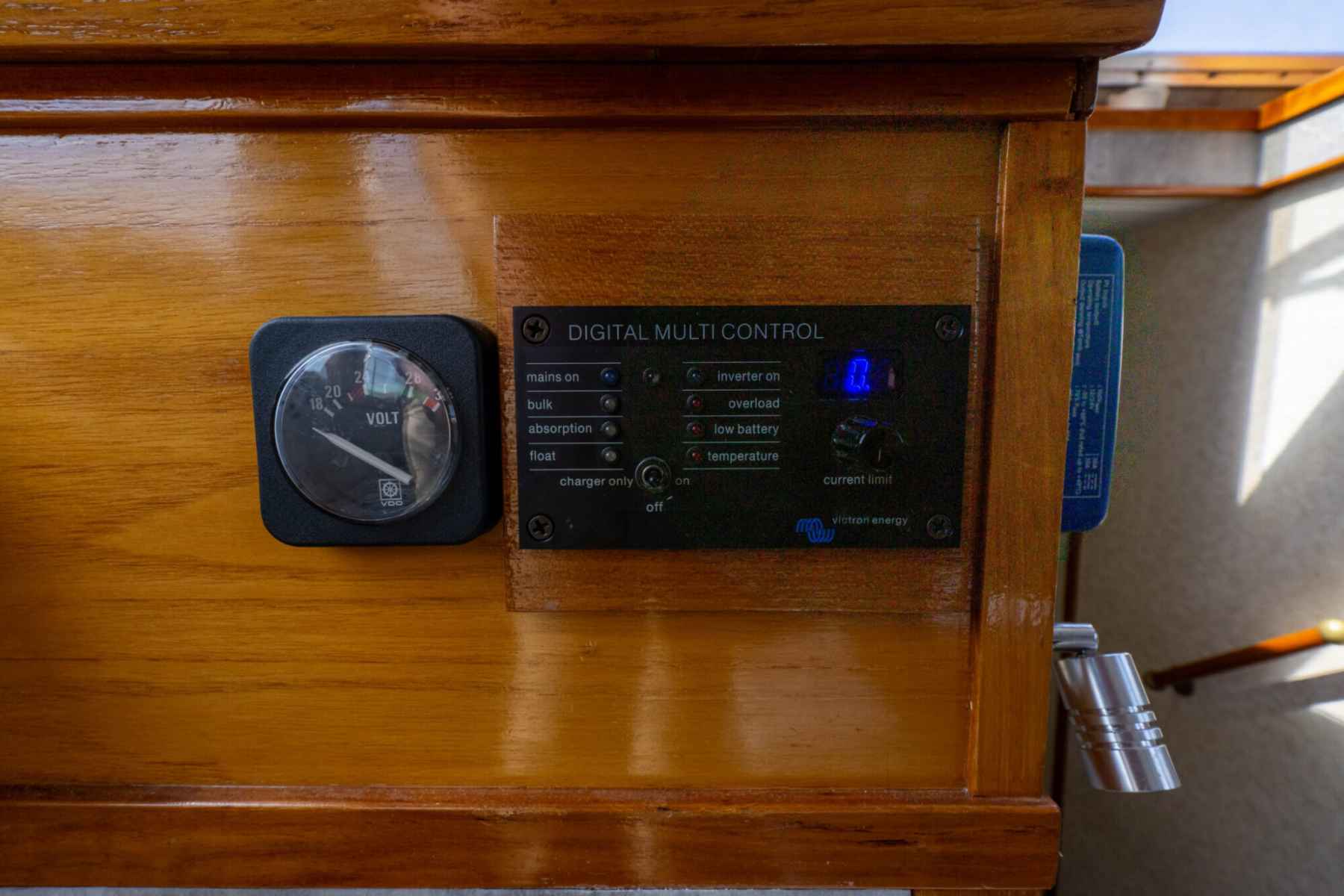 Motorboot Monty Bank Kotter 38 AK Cabrio