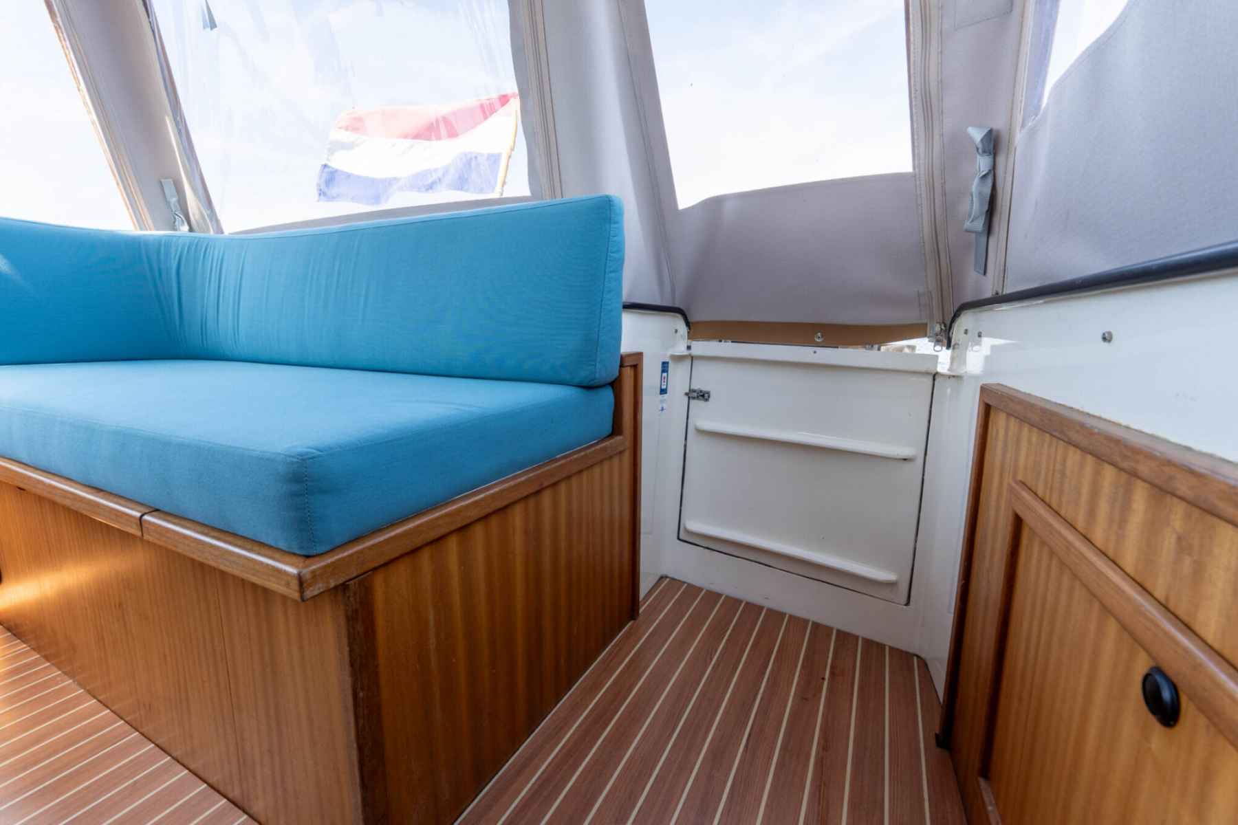 Motorboot Bege 1000 OK Spiegeldeur