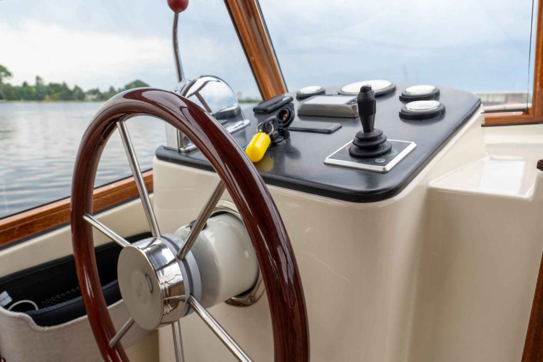 Motorboot PTS 26
