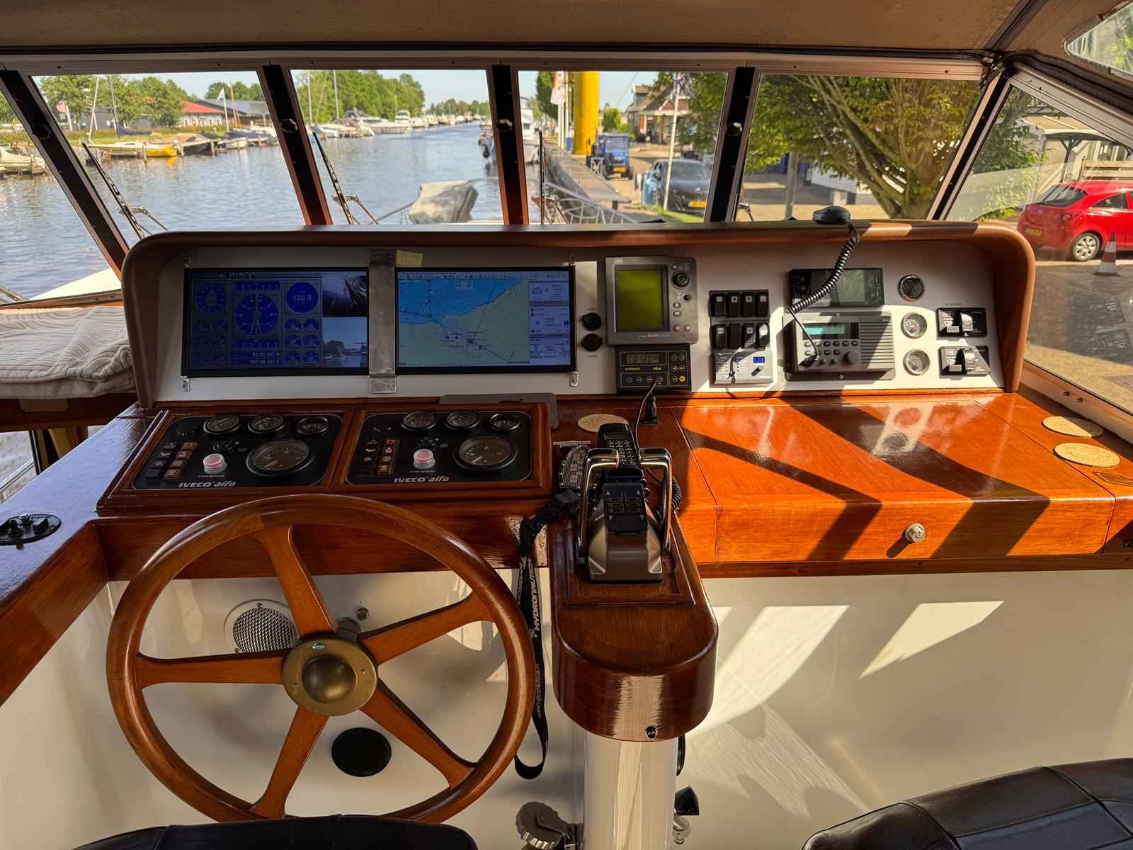 Motorboot Holterman Trawler 13.50 Royal Class Cabrio