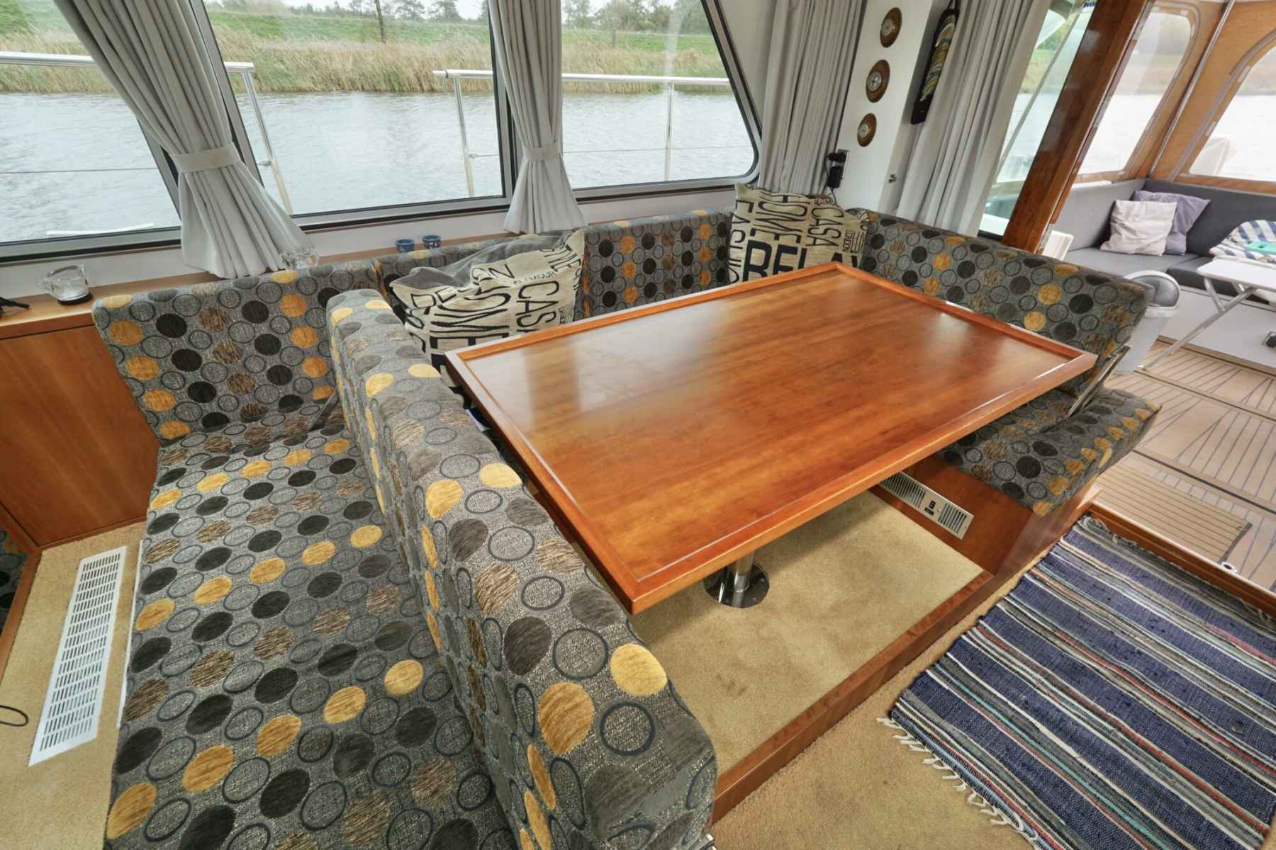 Motorboot Serious Yachts Gently Low Bridge 45 Sedan