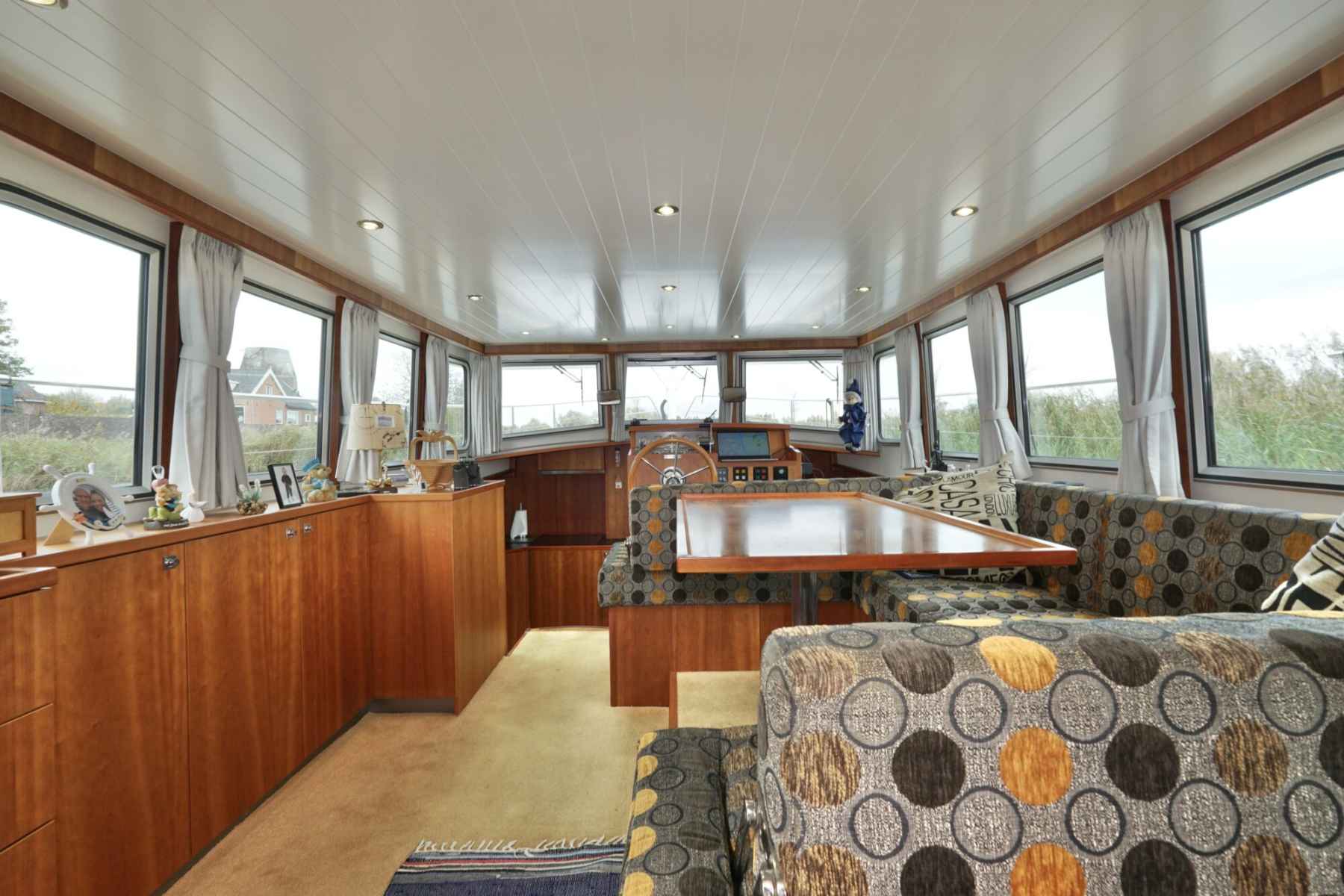 Motorboot Serious Yachts Gently Low Bridge 45 Sedan