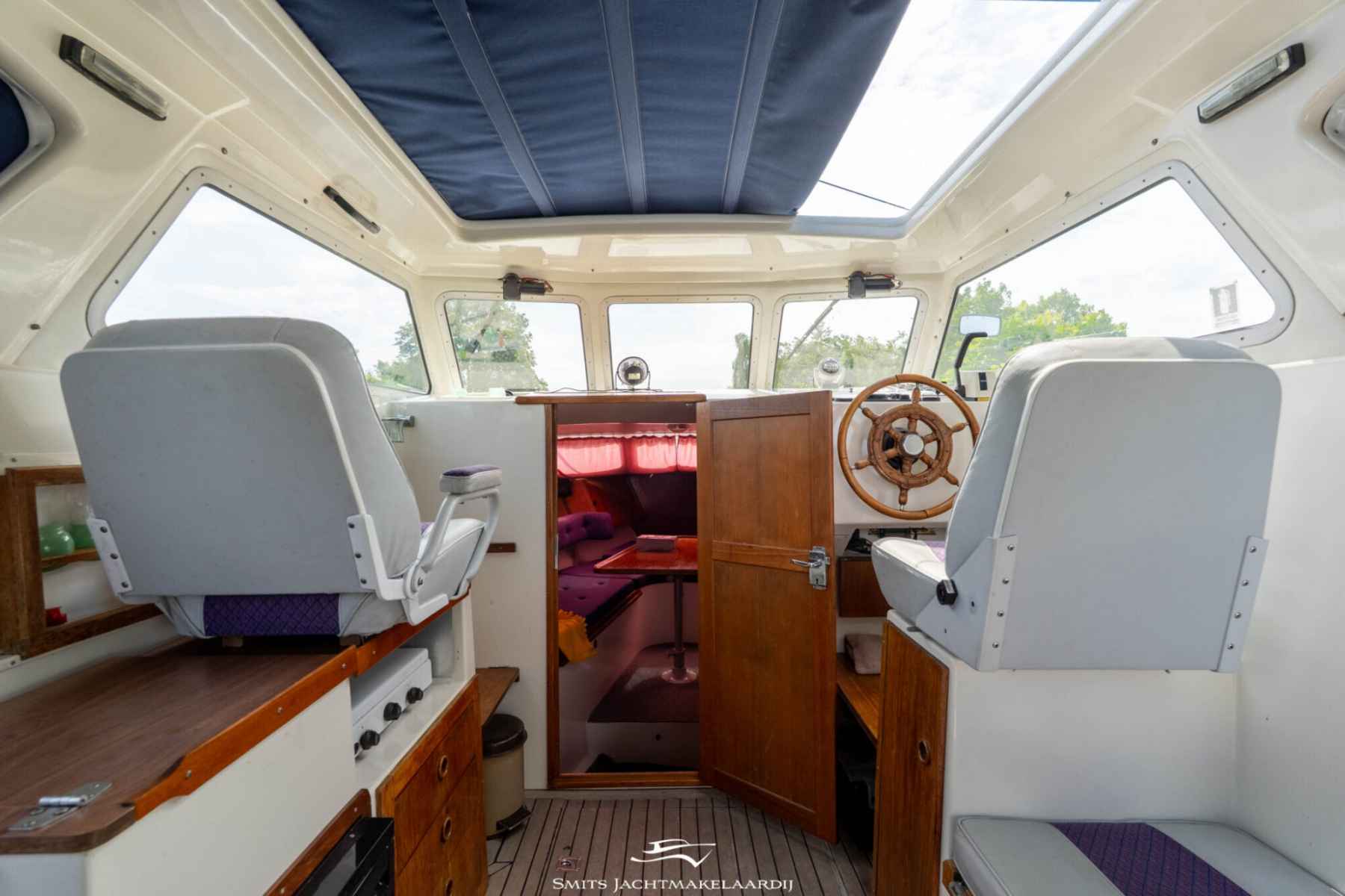 Motorboot Saga 27