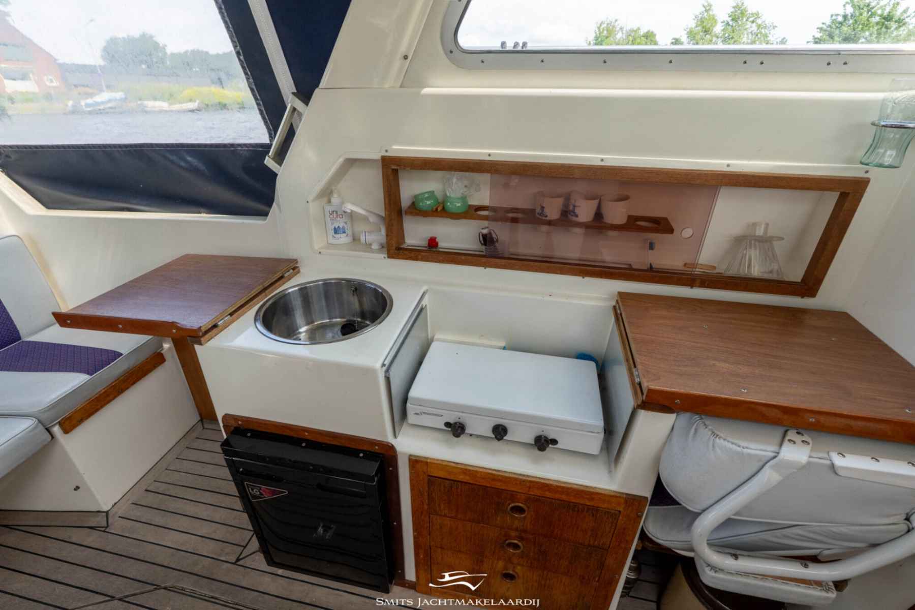 Motorboot Saga 27
