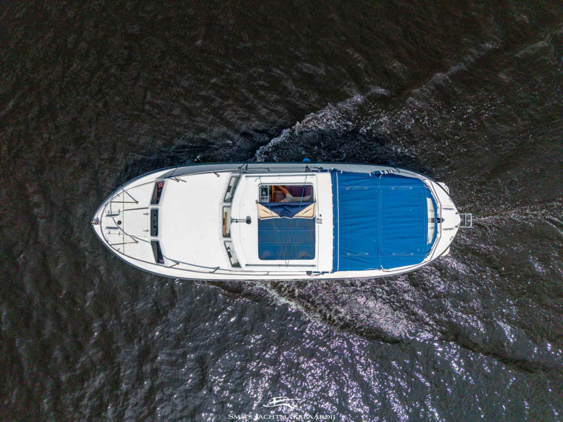 Motorboot Saga 27