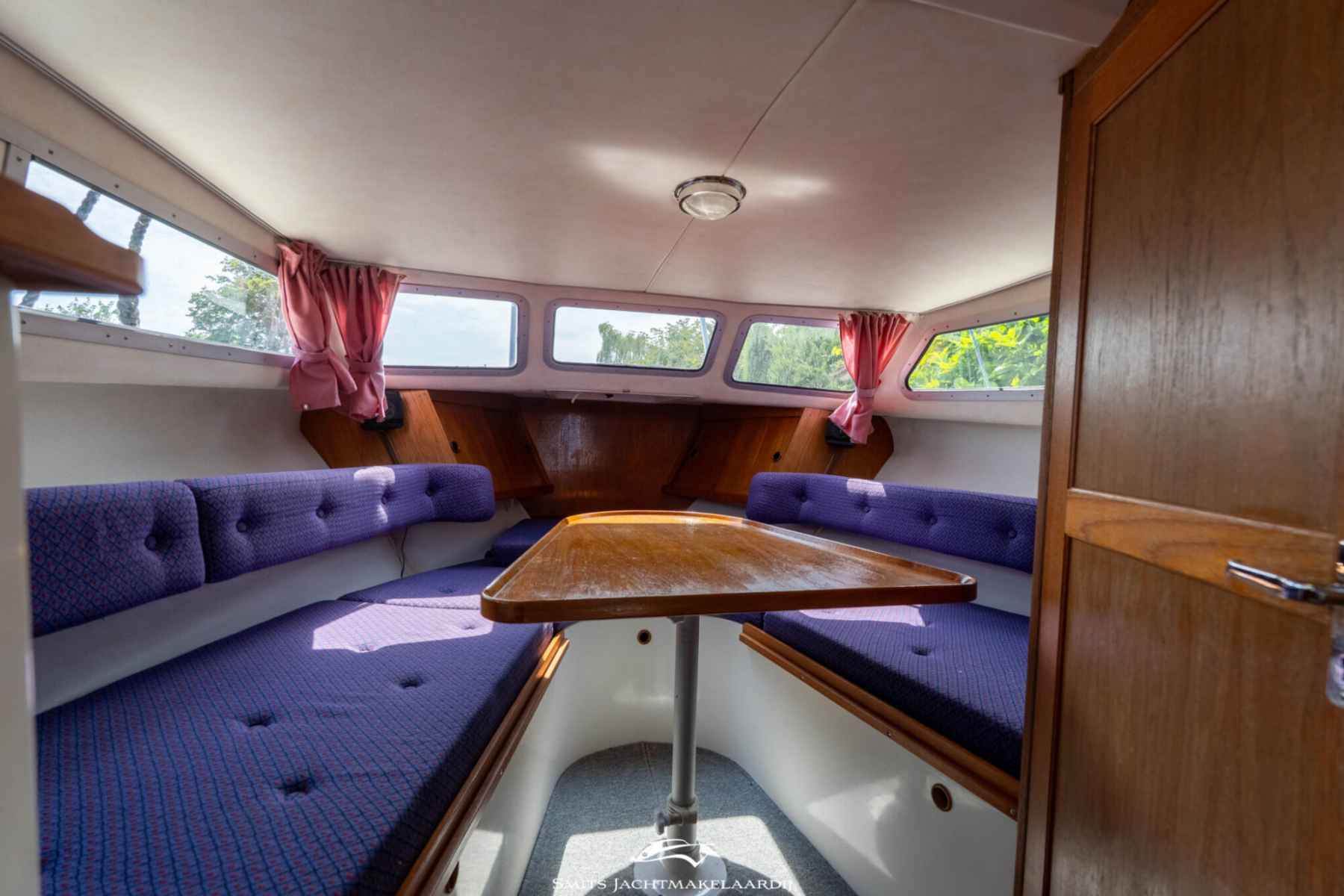Motorboot Saga 27