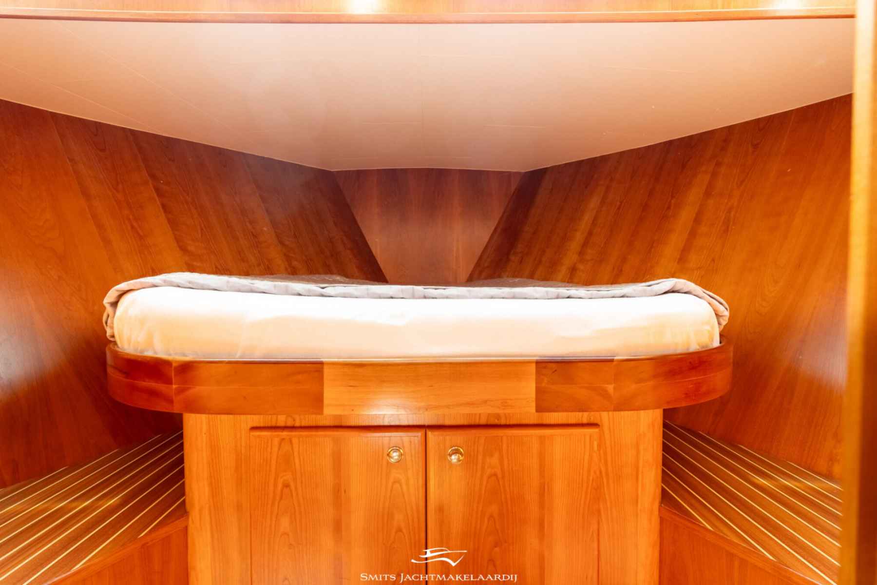 Motorboot Amirante Kruiser 12.50 AK Cabrio