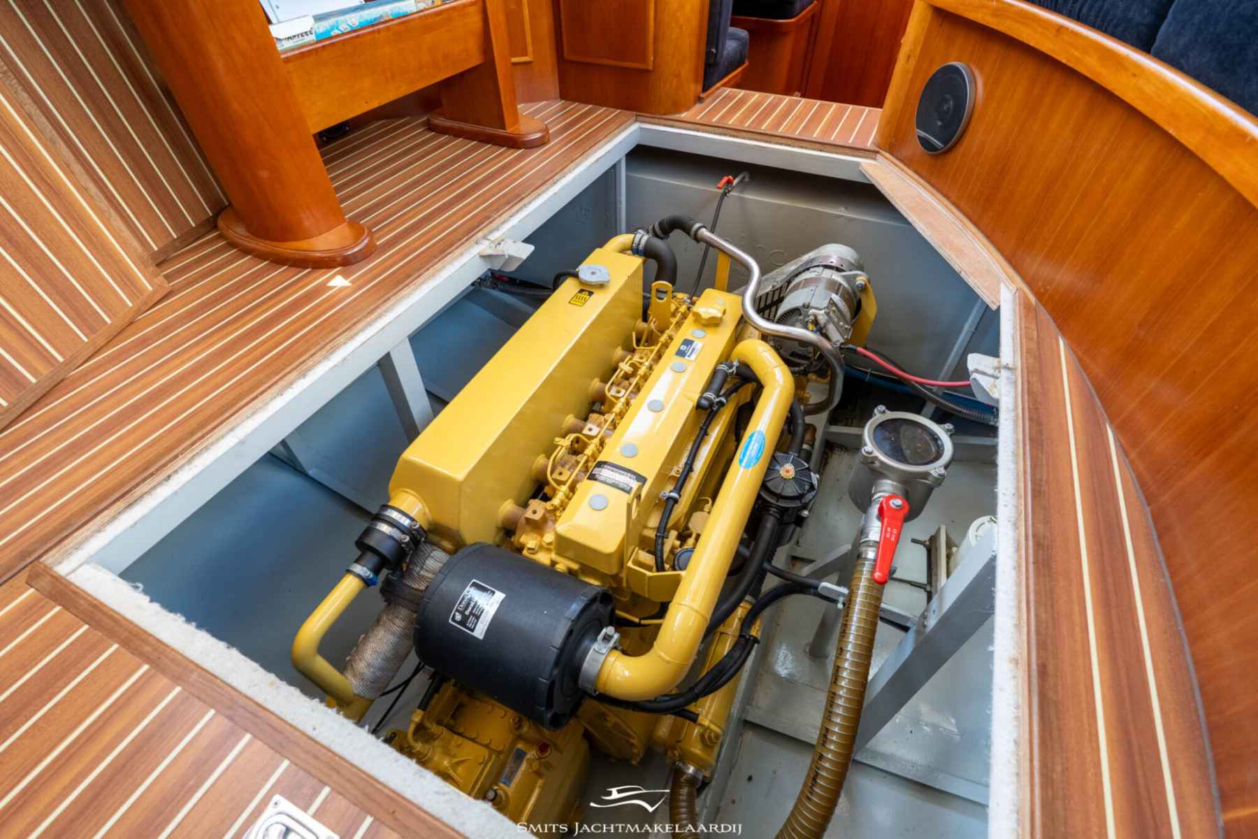 Motorboot Amirante Kruiser 12.50 AK Cabrio